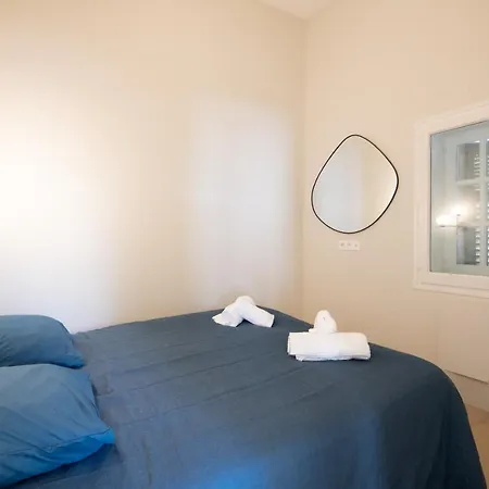 Sofia, Centre-ville Apartamento Saint-Tropez